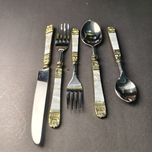 Juego de Cubiertos con Incrustaciones de Nácar, Hecho a Mano, Mango de Nácar, Cubiertos de Acero Inoxidable, Cuchillo, Tenedor y Cuchara con Incrustaciones de Concha de Primera Calidad - Product Image 3