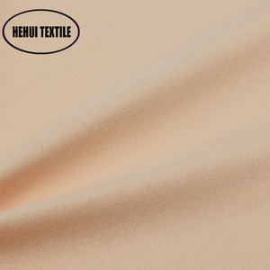 Vente en gros personnalisé Nylon81 % Spandex19 % 4030 automne et hiver beauté chaude tissu en <span class=keywords><strong>nylon</strong></span> à haute élasticité pour sous-vêtements et soutien-gorge - Product Image 4