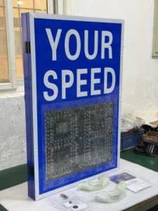 Panneau radar de vitesse réfléchissant extérieur, détecteur de vitesse LED étanche, panneau de signalisation de vitesse, panneau de signalisation routière - Product Image 4