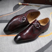 Chaussures habillées en cuir véritable de haute qualité pour hommes avec boucle, idéales pour le bureau et la mode, chaussures de luxe en cuir pour hommes