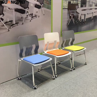 GUANGWEI Mobilier de bureau et de formation de haute qualité pour l'école Chaise d'étudiant empilable et durable avec roues