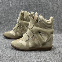 Stivali Corti Donna con Tacco Invisibile Nuova Collezione Autunno/Inverno 2026 in Pelle Scamosciata con Chiusura a Strappo, Scarpe Sportive Casual Alte - Stile Europeo