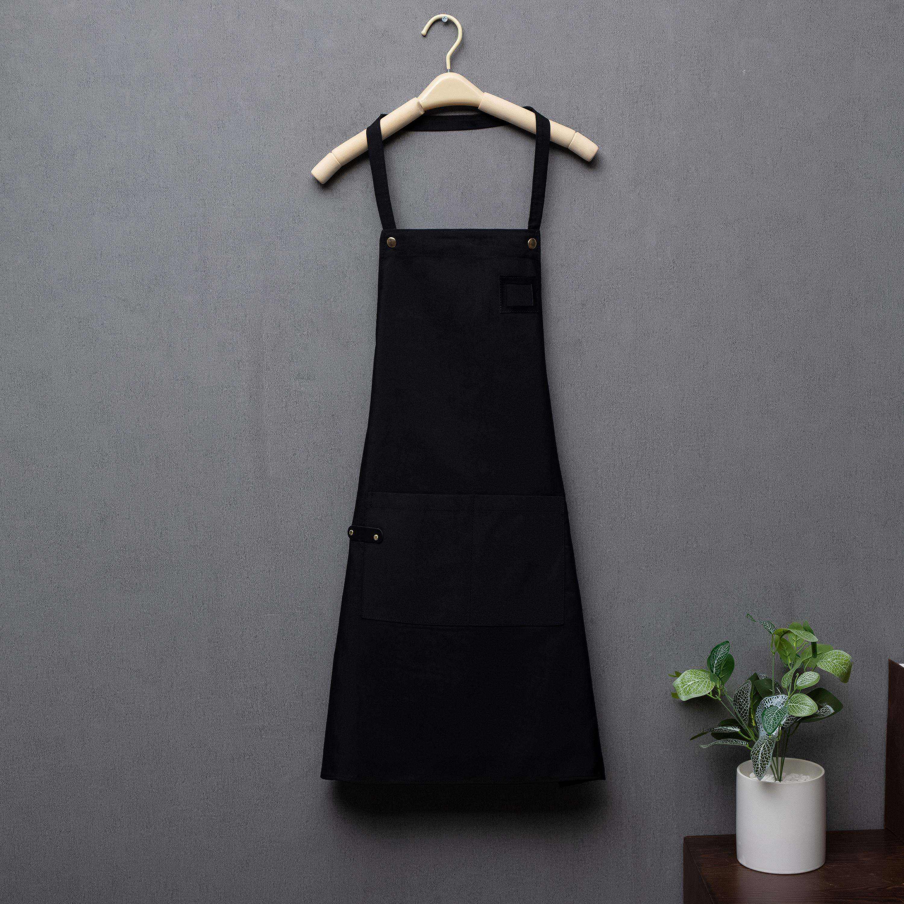 สีดำสีกากี