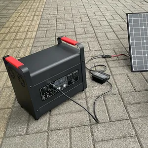 Batteria agli ioni di litio integrata 1kw 2kw 3kw generatore di energia solare portatile in vendita