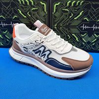 M2352 Vente en gros de chaussures de sport pour hommes, styles variés, respirantes, en maille, antidérapantes, décontractées, pour la marche, directement de l'usine