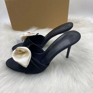 Sandalias de tacón de aguja con diseño de rosas y una tira, estilo hada dulce, para mujer - Sandalias de tacón de aguja con punta abierta y estilo elegante - Product Image 2