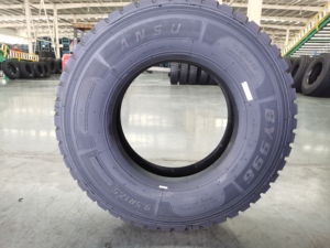 Neumáticos Radiales Sin Cámara 9.5r17.5 para Camioneta Ligera, Recién Llegados - Product Image 2