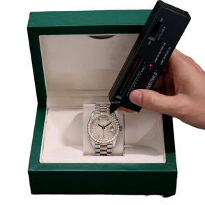 D Couleur VVS Moissanite Unisexe Montre Analogique Full Diamond Band 20mm Largeur Boîtier En Acier Inoxydable Classique Hommes Femmes Mouvement Eta - Product Image 5