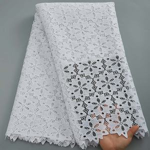 2926 blanco puro blanco piedras pesadas tela de encaje africano bordado Cordón de guipur Soluble en agua cordones para Brials boda y tela - Product Image 1