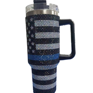 Nouvelle tasse à eau en caoutchouc avec motif imprimé style perceuse - Product Image 1