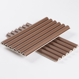 Panneau mural rainuré en WPC à grain <span class=keywords><strong>de</strong></span> <span class=keywords><strong>bois</strong></span> durable, revêtement mural en PVC WPC, panneau décoratif mural pour la décoration intérieure - Product Image 3