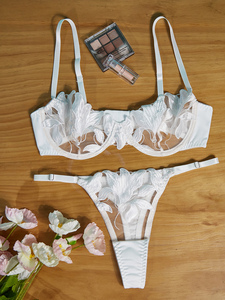 Set di mutandine <span class=keywords><strong>Bralette</strong></span> con spalline esotiche Sexy all'ingrosso 2 pezzi Set di biancheria <span class=keywords><strong>bianca</strong></span> moda donna - Product Image 6