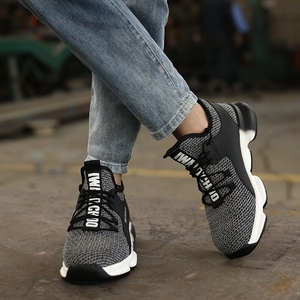 <span class=keywords><strong>Scarpe</strong></span> da iniezione a rete <span class=keywords><strong>scarpe</strong></span> sportive da <span class=keywords><strong>uomo</strong></span> in mesh nuove <span class=keywords><strong>scarpe</strong></span> <span class=keywords><strong>antinfortunistiche</strong></span> da <span class=keywords><strong>uomo</strong></span> di personalità della moda - Product Image 5