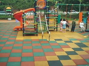 Tấm cao su bền cho sân vườn trường học dịch vụ cắt độc quyền-cho các khu vực chơi ngoài trời - Product Image 2