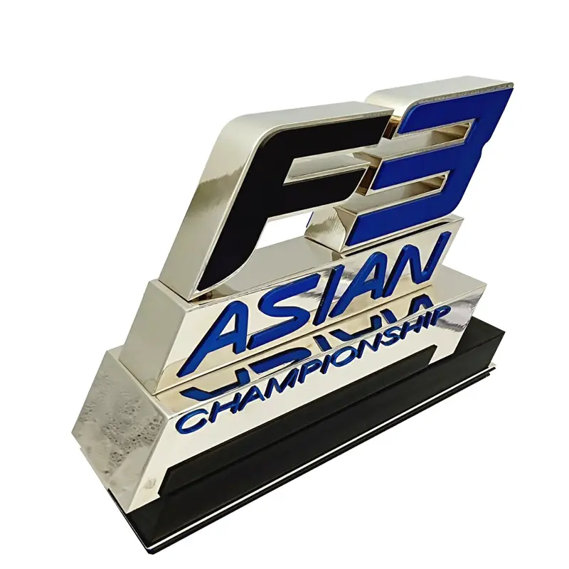 Pabrik Cina Profesional Komponen Trofi Logam Kustom Elektroplating Perak dan Piala Kejuaraan F3 Biru