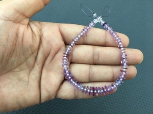 Cuentas pequeñas de forma cuadrada lisa de piedras preciosas de amatista Natural de hebra larga de 8 "para fabricación de joyas, Fabricante Mayorista - Product Image 2