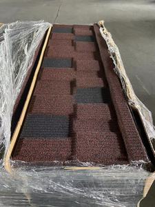 <span class=keywords><strong>Prix</strong></span> d'usine écologique Tôle de toiture en aluminium et zinc et acier Tuiles en caoutchouc recyclé Tuiles métalliques à revêtement en pierre - Product Image 2