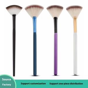 Brosse en éventail pour fibre <span class=keywords><strong>de</strong></span> nettoyage en <span class=keywords><strong>mousse</strong></span> faciale Super Soft Mini Spa Salon <span class=keywords><strong>de</strong></span> beauté Esthéticienne Fan Brush - Product Image 2