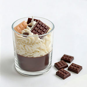 Candela Profumata Creativa a Tema Dessert in Cera di Soia per Decorazione Casa, Regalo di Compleanno, San Valentino e Feste - Product Image 2