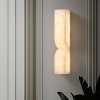 Lámpara de Pared de Alabastro Español con Forma de Reloj de Arena, de Piedra Prensada, en Cobre/Hierro, LED Regulable, Alto CRI 90, para Dormitorio u Hotel