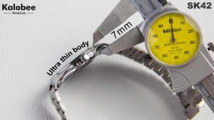 Reloj Deportivo SK42 Brillante de 1.6 Pulgadas, Resistente al Agua IP68 con SOS y Brújula, Pantalla AMOLED, Carga Inalámbrica, Unisex - Product Image 5