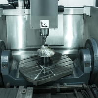 Centre d'usinage CNC 5 axes efficace YH80IV pour machines industrielles, centre d'usinage vertical CNC, usinage de moules, tour à métaux