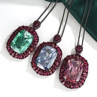 Collier unisexe haut de gamme anti-ternissement en cuivre écologique plaqué or 24 carats avec pendentif en zircon et chaîne à maillons classiques pour fiançailles