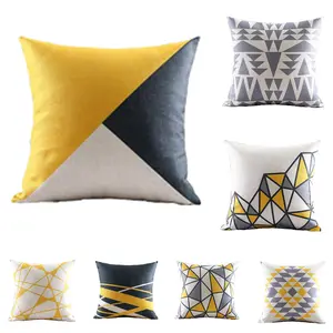 Sarung bantal Nordic panas, penutup bantal lembut nyaman cetak geometris Dekorasi Rumah