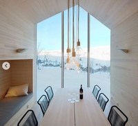 Petite cabane en bois moderne et bon marché comme une belle maison modulaire préfabriquée de conception avec 2 chambres à coucher