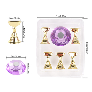 Support magnétique en forme de pièce d'échecs pour présentation d'ongles, outil d'entraînement et de pratique pour salon de manucure - Product Image 2