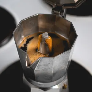 एल्यूमिनियम इटालियन स्टोवटॉप इंडक्शन कॉफी फ़िल्टर परकोलेटर एस्प्रेसो कॉफी पॉट मोका पॉट कॉफी मेकर