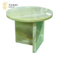 Yushi Group Table basse moderne de luxe en marbre d'onyx vert Design classique personnalisé Meubles d'appoint en pierre en bois pour salon d'hôtel