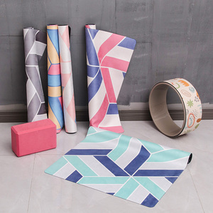 Nhà Máy Bán buôn OEM tùy chỉnh in NON-Slip sinh thái tập thể dục da lộn + cao su Yoga Mat Set làm việc ra 3 mét thân thiện với da - Product Image 2