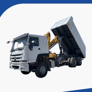 Sinotruck 6x4 25 Tons Howo a monté les camions à <span class=keywords><strong>benne</strong></span> basculante se pliants <span class=keywords><strong>de</strong></span> verseur <span class=keywords><strong>de</strong></span> <span class=keywords><strong>grue</strong></span> <span class=keywords><strong>de</strong></span> <span class=keywords><strong>bras</strong></span> pour l'haltérophilie - Product Image 1