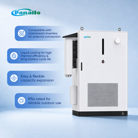 Armoire de batterie extérieure à refroidissement liquide 93/104/140/156 kWh, système de stockage d'énergie C&I, garantie 7 ans, compatible avec la plupart des onduleurs courants