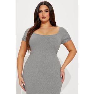Fabricant OEM, vêtements de haute qualité, robe décontractée pour femmes, maxi, tricotée, col rond, manches courtes - Product Image 6