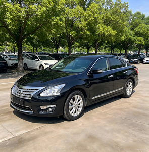Nissan Teana Duke 2.5L XV Honor Edition 2014 - Sedán Usado de Gasolina con Transmisión CVT, Asientos de Cuero y Techo Corredizo - Product Image 1