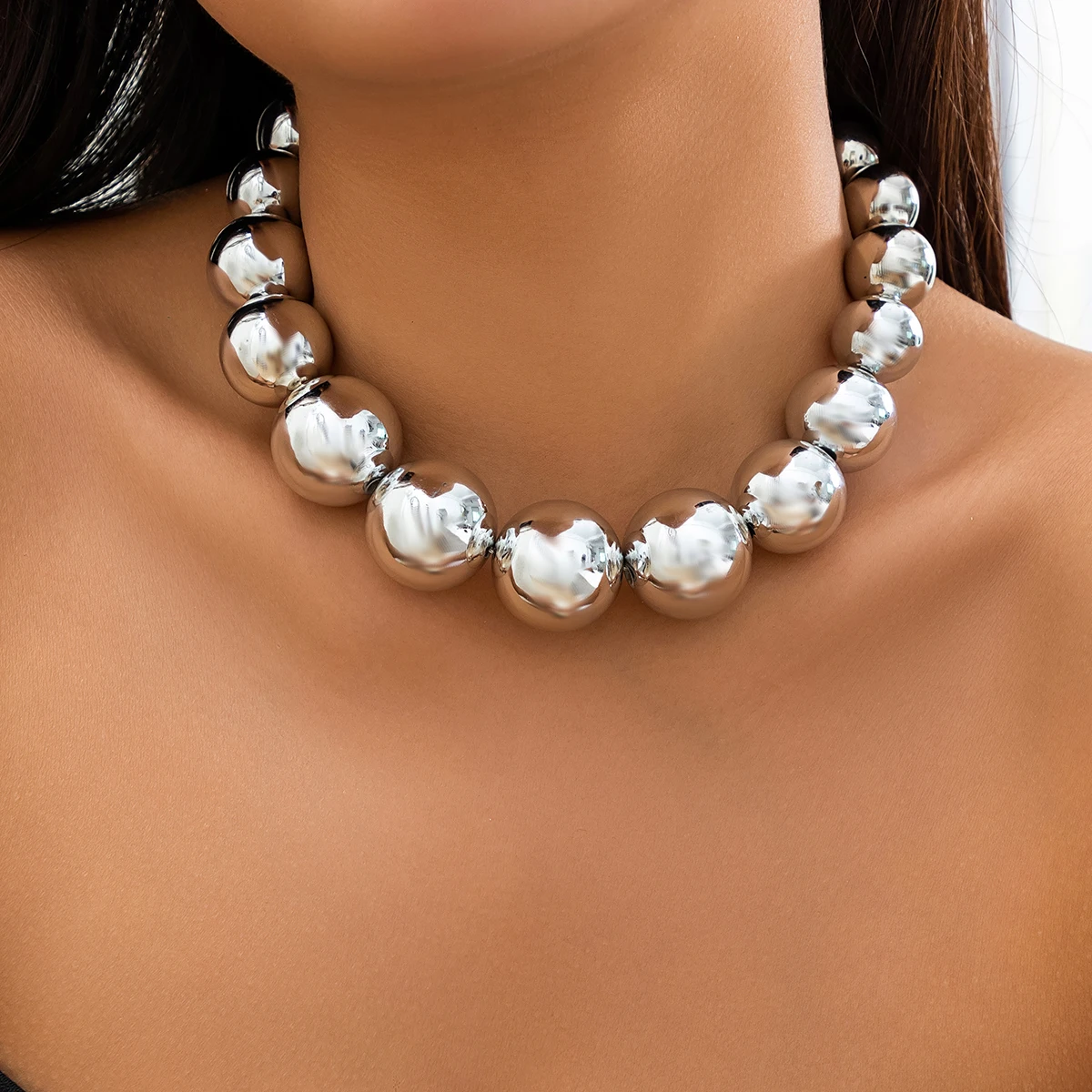 Punk Fashion Statement: Exaggerated Acrylic CCB Bead Chain