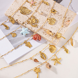 Collar de Joyería Marina Impermeable con Baño de Oro de 18K, Inoxidable, con Colgante de Estrella de Mar, Concha y Cangrejo - Product Image 3