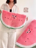 Coussin décoratif en peluche en forme de melon d'eau, créatif et adorable, figurine demi-ronde géante, pour canapé et salon
