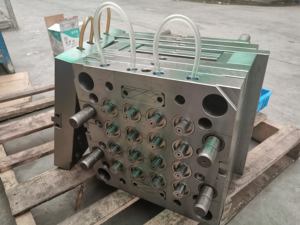 أحمر شفاه مخصص عالي الجودة قالب أنبوب تصميم جميل قالب حقن بلاستيكي للاستخدام المنزلي مستحضرات تجميل أحمر شفاه بالحقن - Product Image 4