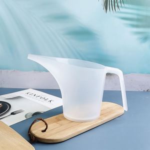 Gobelet doseur en plastique personnalisé de 1000 ml à long bec, idéal pour la fabrication de bougies, de savons, de résines et de bijoux artisanaux – Vente en gros - Product Image 2