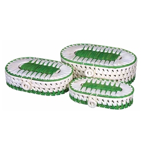 Panier rond en feuilles de palmier tressées, prix d'usine, conteneur de rangement en plastique durable avec poignées latérales pour salon et salle de bain - Product Image 2