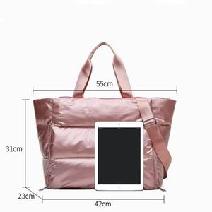 <span class=keywords><strong>Sac</strong></span> <span class=keywords><strong>de</strong></span> <span class=keywords><strong>sport</strong></span> pour femme personnalisable, imperméable, durable, respirant, <span class=keywords><strong>sac</strong></span> à bandoulière pour la natation, le yoga, les loisirs, les voyages, le <span class=keywords><strong>golf</strong></span> - Product Image 3