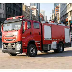 Nouveau <span class=keywords><strong>camion</strong></span> de pompiers diesel 1SUZU 4x2, 10000 litres d'eau et mousse, norme Euro 6, garantie <span class=keywords><strong>12</strong></span> <span class=keywords><strong>mois</strong></span>, à vendre, hauteur de travail maximale 65 m - Product Image 1