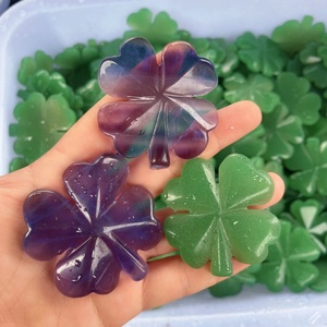Vente en gros de trèfles à quatre feuilles en cristal de guérison, en fluorite violette naturelle et <span class=keywords><strong>aventurine</strong></span> verte, artisanat en quartz pour la décoration - Product Image 5