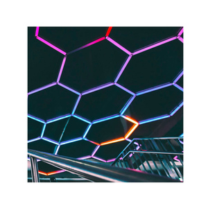 Modular Plastic Garage Flooring Tiles Interlocking Durable Waterproof With the Hexagonal <b>Lights</b> - Product Image 5