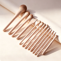 Ensemble de pinceaux de maquillage à fleurs de cerisier, 13 pièces, poils synthétiques doux, pinceaux professionnels pour poudre, fard à joues, fard à paupières, cosmétiques, avec sac de rangement