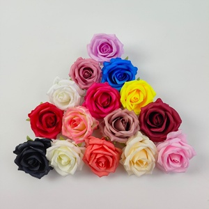 Vente en gros d'usine de fleurs artificielles en soie, fausses roses pour décorations de mariage, de la Saint-Valentin et de fêtes d'anniversaire - Product Image 1