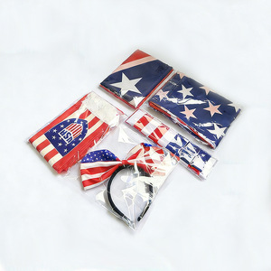 Ensemble de supporters <span class=keywords><strong>Coupe</strong></span> <span class=keywords><strong>du</strong></span> <span class=keywords><strong>Monde</strong></span> 2026 personnalisé : drapeau, sac à dos, écharpe, cape et sac à cordon pour l'encouragement des supporters des États-Unis, <span class=keywords><strong>du</strong></span> Canada et <span class=keywords><strong>du</strong></span> Mexique 2026 - Product Image 1